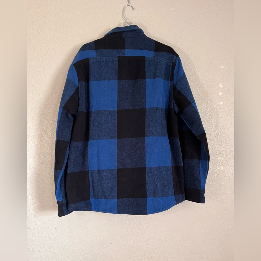 Abercrombie and Fitch plaid shaket - Picture 2 of 5